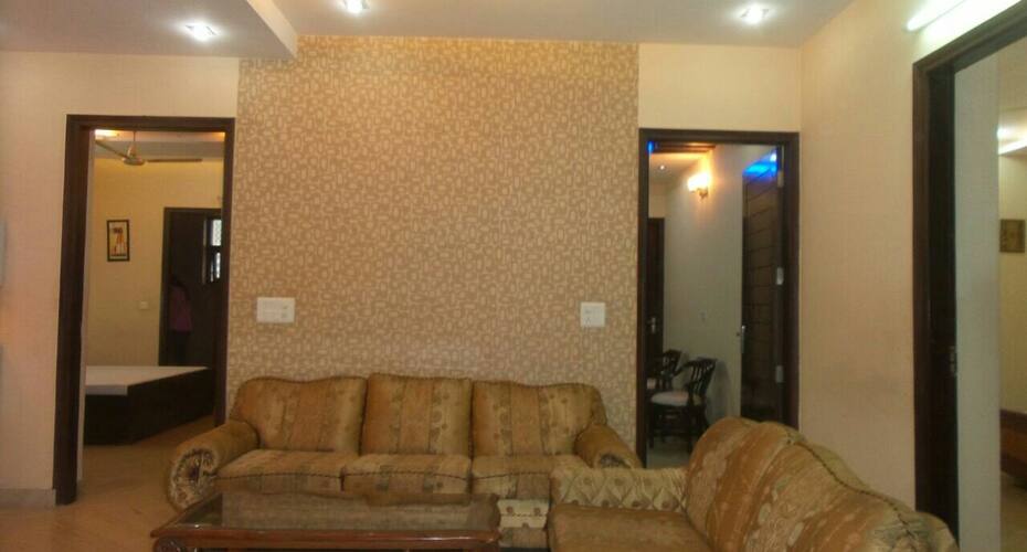 StayRoyal Bed n Breakfast, New Delhi 2